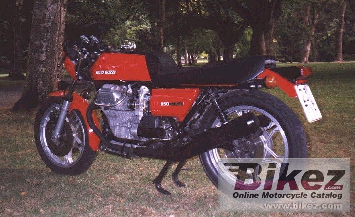 Big Marc Mulholland 850 le mans picture and wallpaper from Bikez.com